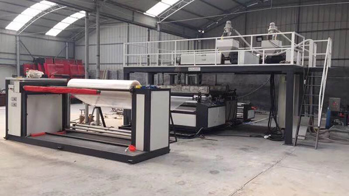 LS1600PE復(fù)合聚乙烯氣泡膜機(jī) 新型全自動(dòng)高速多層復(fù)合氣泡膜機(jī)組02