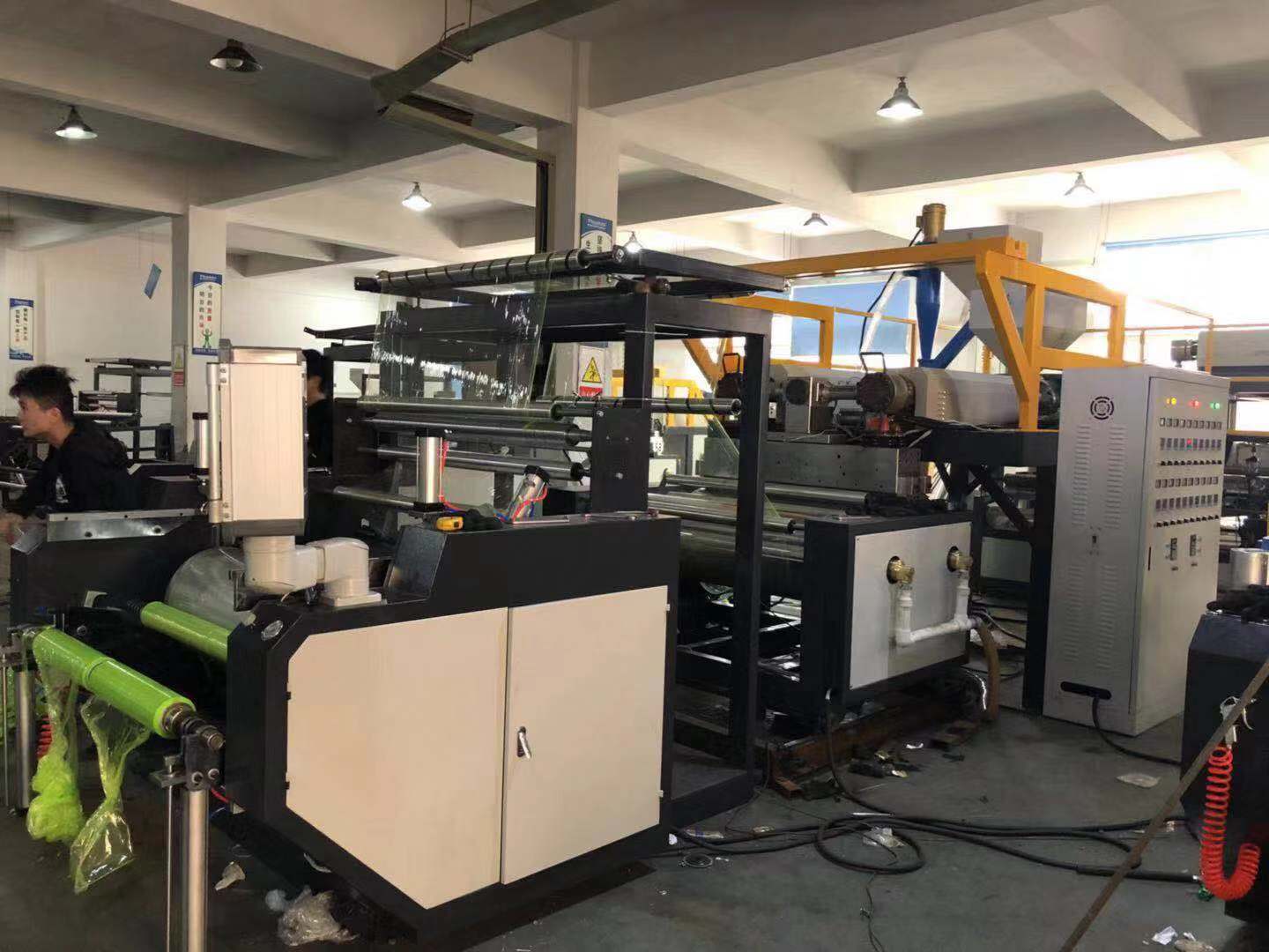 纏繞膜機(jī) (29)