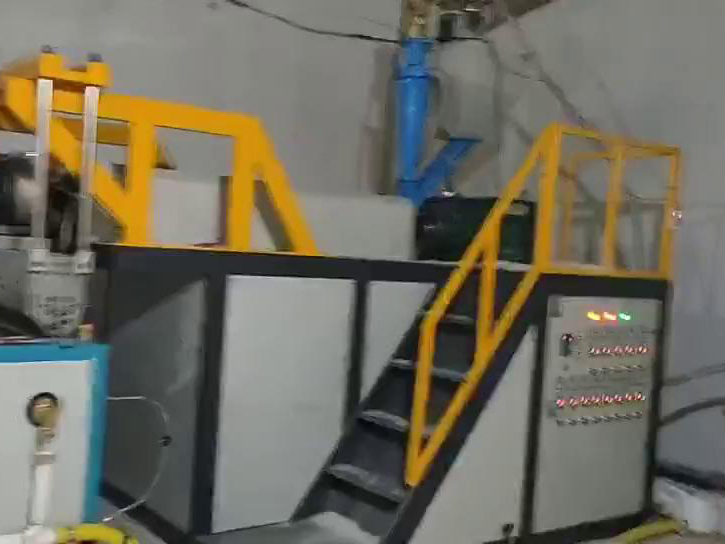 溫州纏繞膜機(jī)專(zhuān)業(yè)制造商利盛機(jī)械