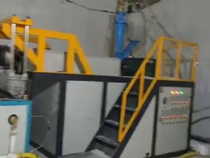 溫州纏繞膜機(jī)專業(yè)制造商利盛機(jī)械